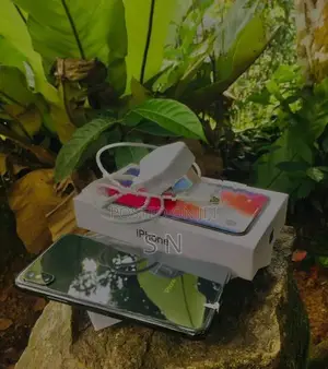 Apple iPhone X (Used)