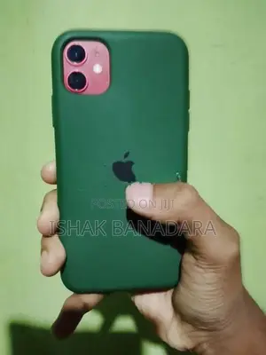 Apple iPhone 11 (Used)