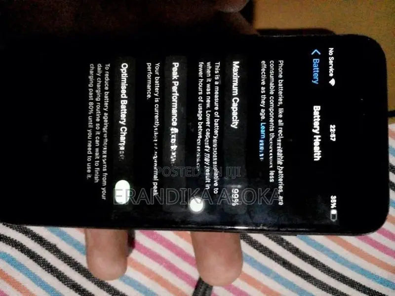 Apple iPhone 7 (Used)