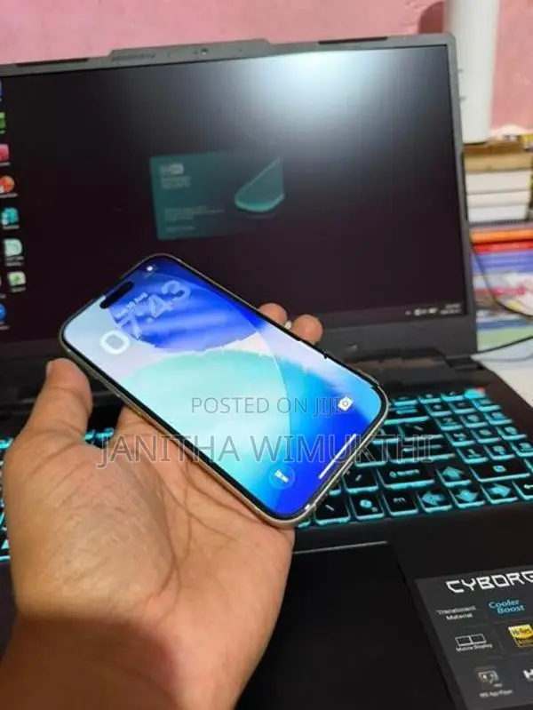 Apple iPhone 15 (Used)