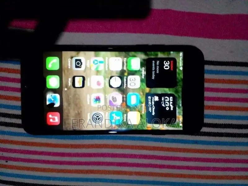 Apple iPhone 7 (Used)