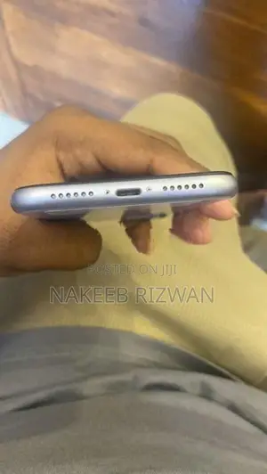 Apple iPhone 11 128GB (Used)