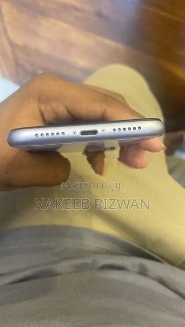 Apple iPhone 11 128GB (Used)