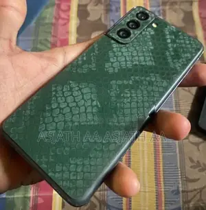 Samsung Galaxy S21 (Used)