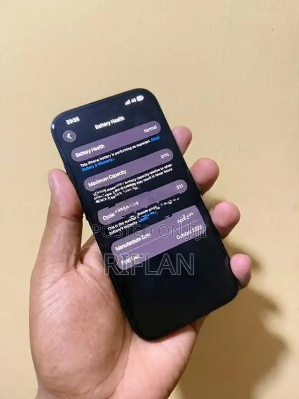 Apple iPhone 16 (Used)