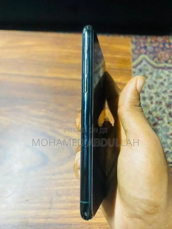 Apple iPhone 11 Pro Gray (Used)