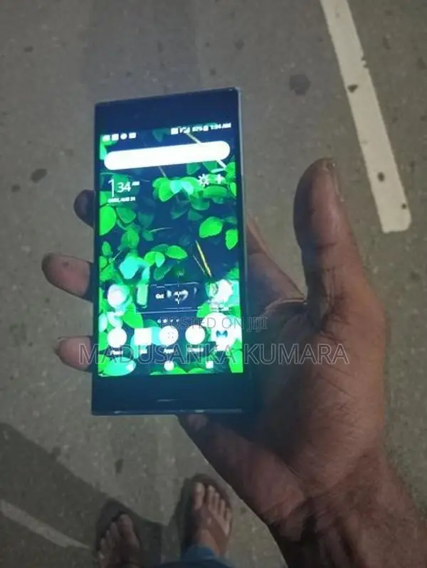 Sony Xperia XZS (Used)