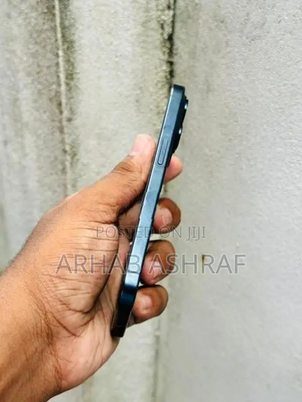 Apple iPhone 15 Pro Full Set Same Imei (Used)