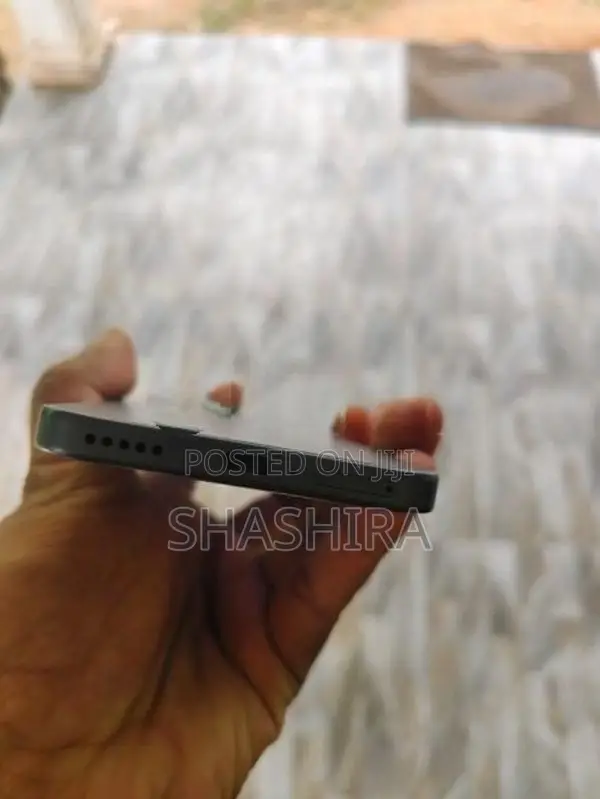 Honor 400 12-256 (Used)