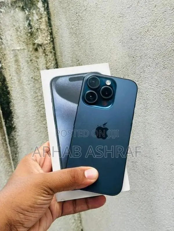 Apple iPhone 15 Pro Full Set Same Imei (Used)