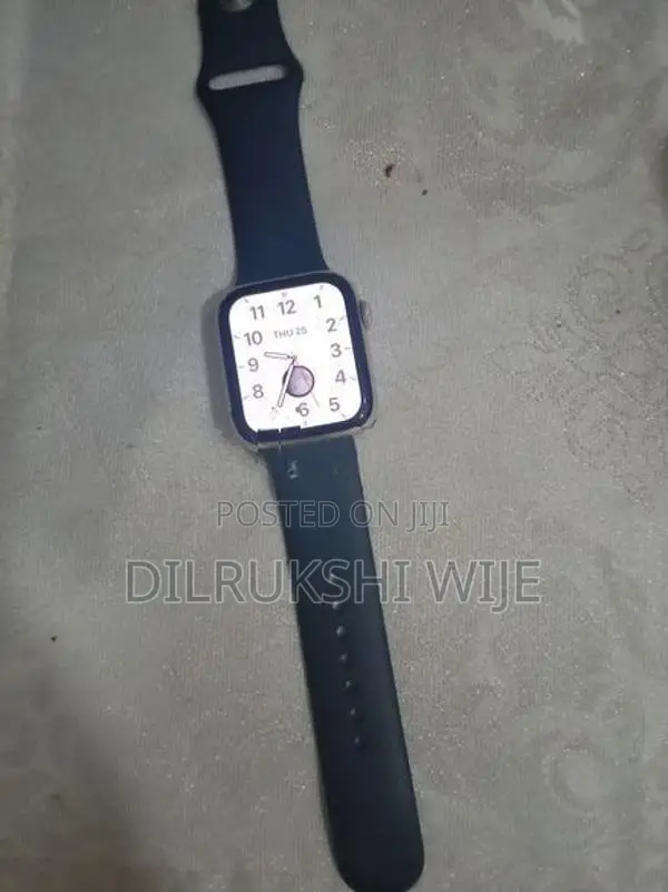 Apple Watch SE 2 44mm