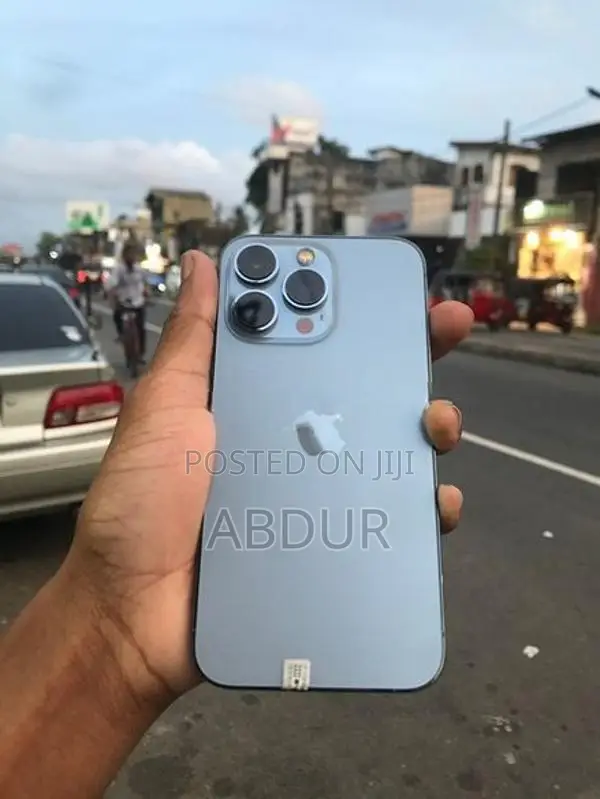 Apple iPhone 13 Pro (Used)