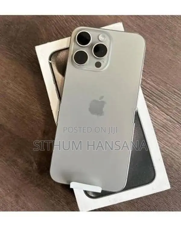 Apple iPhone 15 Pro Max 256 GB (Used)