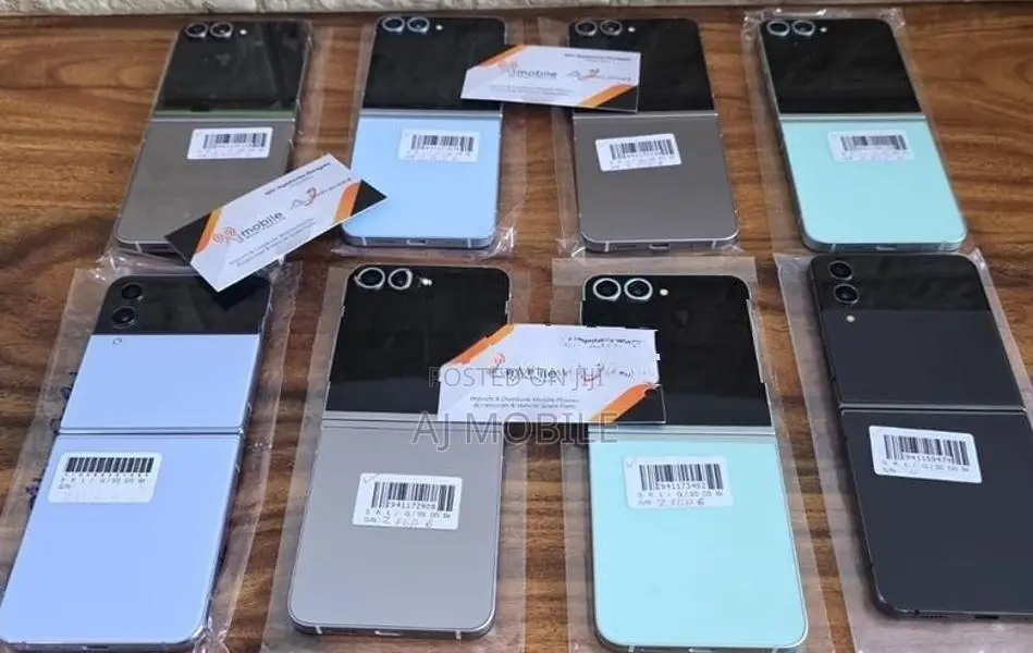 Samsung Galaxy Z Flip 6 12GB / 256GB (Used)