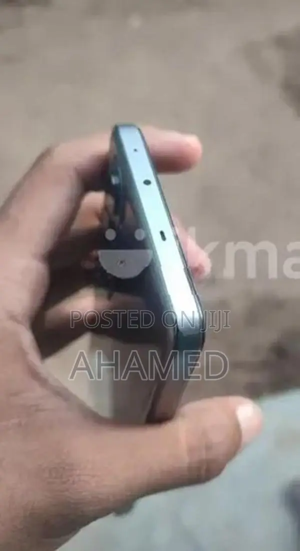 OnePlus 2024 (Used)