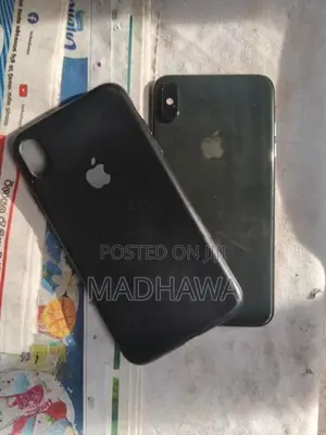 Apple iPhone XS Max 64gb (Used)