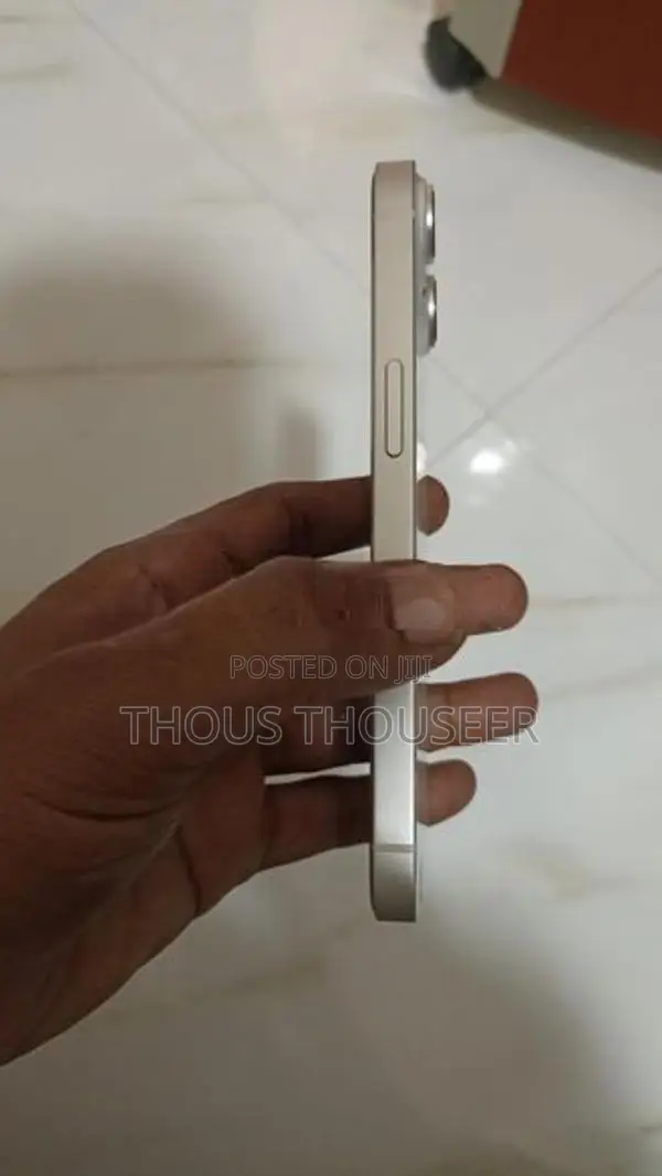 Apple iPhone 14 (Used)
