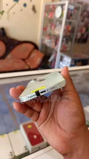 Apple iPhone 12 (Used)