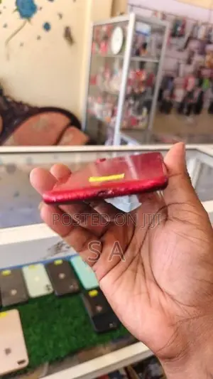 Apple iPhone XR 128gb (Used)