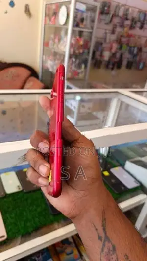 Apple iPhone XR 128gb (Used)