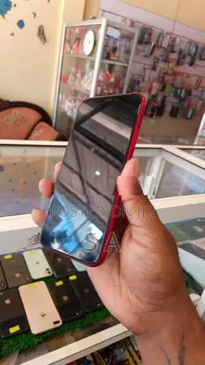 Apple iPhone XR (Used)