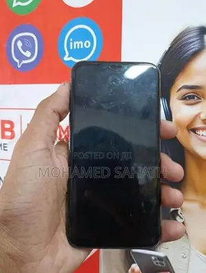 Apple iPhone XS (Used)