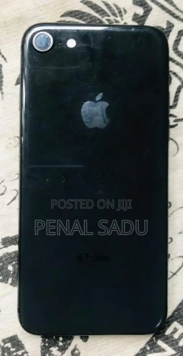 Apple iPhone 8 (Used)