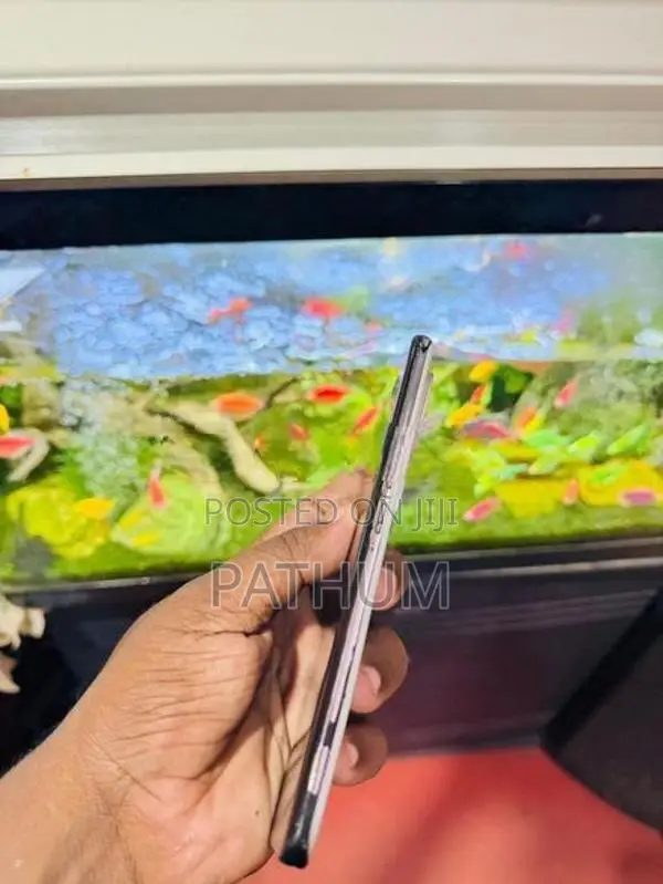 Vivo V40e (Used)