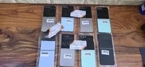 Samsung Galaxy Z Flip 6 256GB (Used)