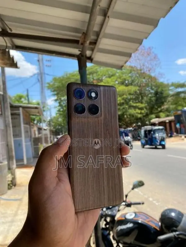 Moto Edge 60pro 2025 (Used)