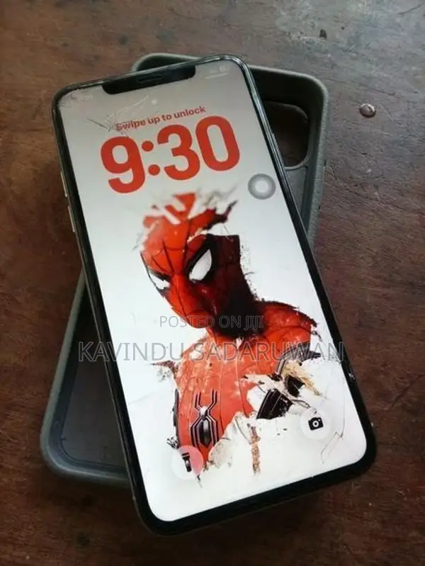 Apple iPhone 11 Pro Max (Used)