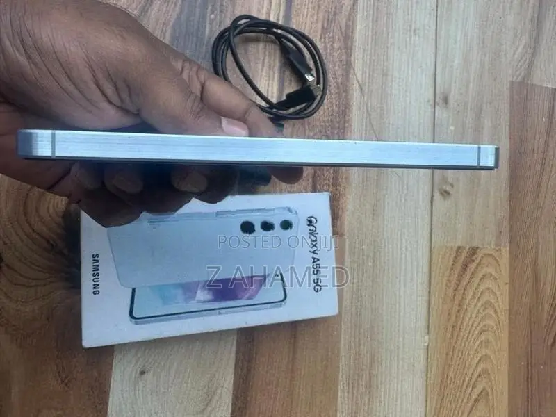 Samsung Galaxy A55 (Used)