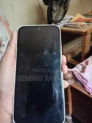 ZTE nubia v80 Design (Used)