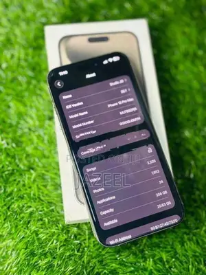 Apple iPhone 15 Pro Max Natural (Used)