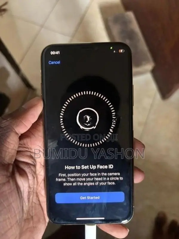 Apple iPhone XS (Used)