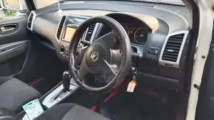 Nissan Wingroad 2007 Car (Used)