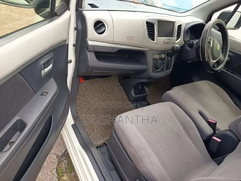 Suzuki Wagon R FZ 2014 Car (Used)