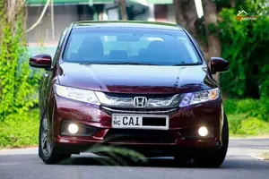 Honda Grace 2015 Car (Used)