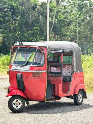 Bajaj RE 2 Stroke 2006 Three Wheel (Used)