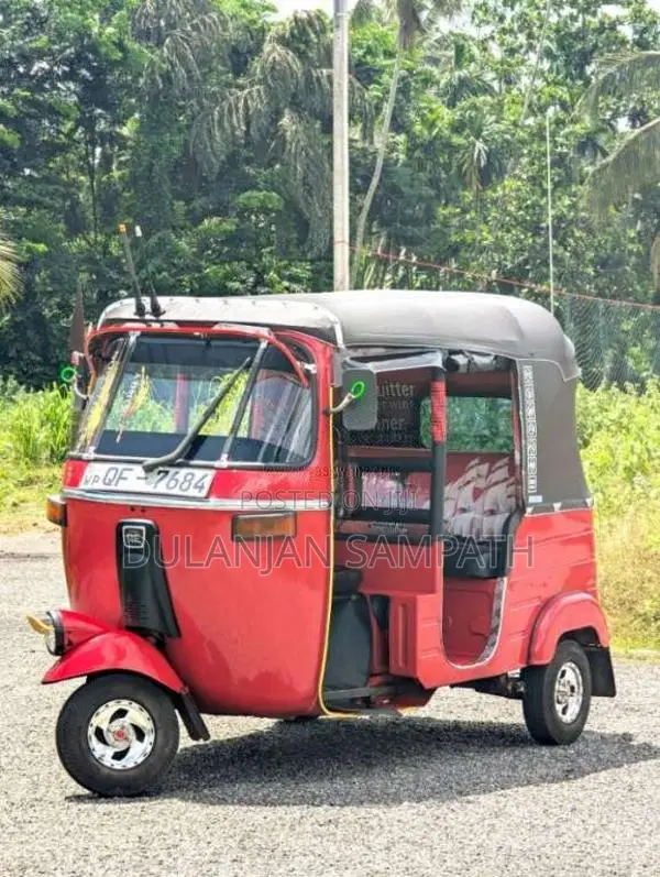 Bajaj RE 2 Stroke 2006 Three Wheel (Used)