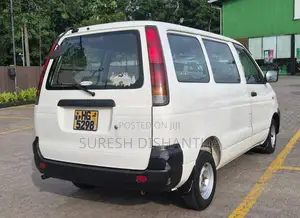 Toyota CR41 1998 Van (Used)