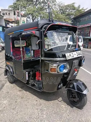 Bajaj RE 2011 Three Wheel (Used)