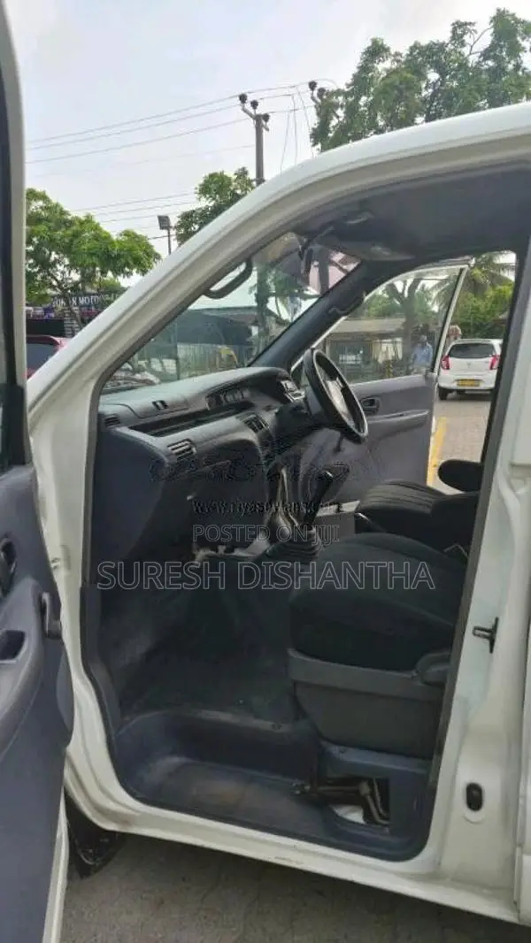 Toyota CR41 1998 Van (Used)