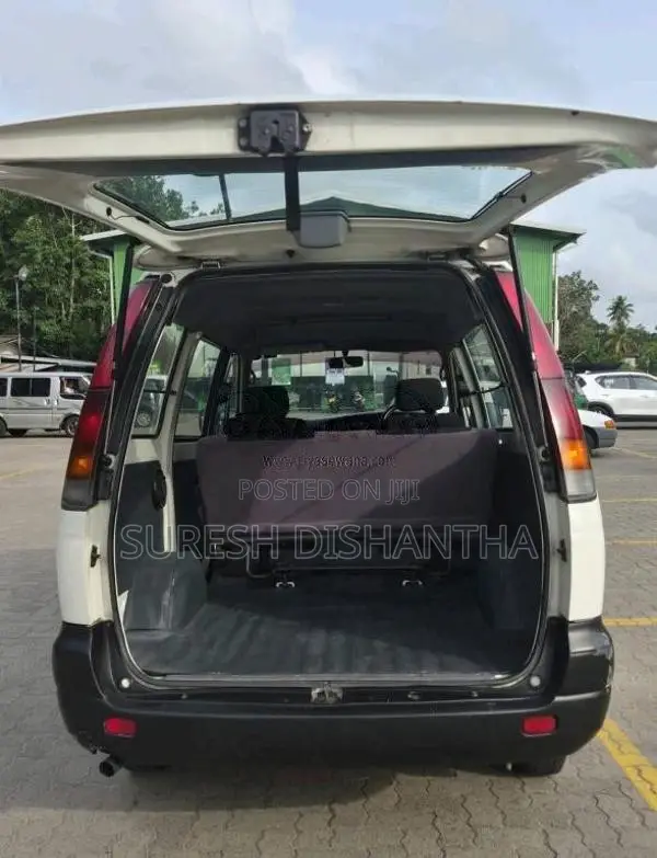 Toyota CR41 1998 Van (Used)