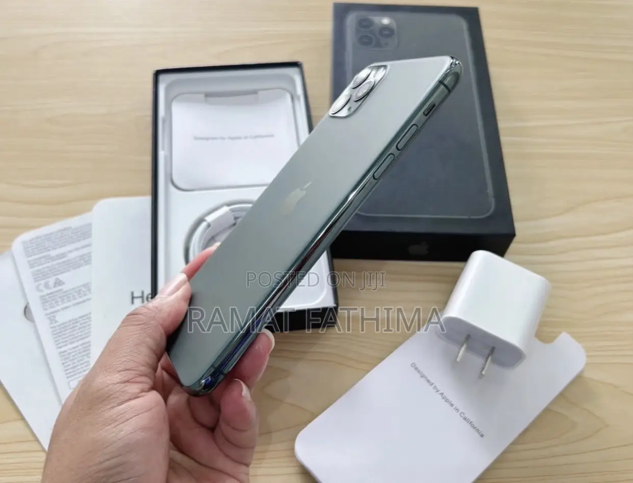 New Apple iPhone 11 Pro Max 256 GB Green