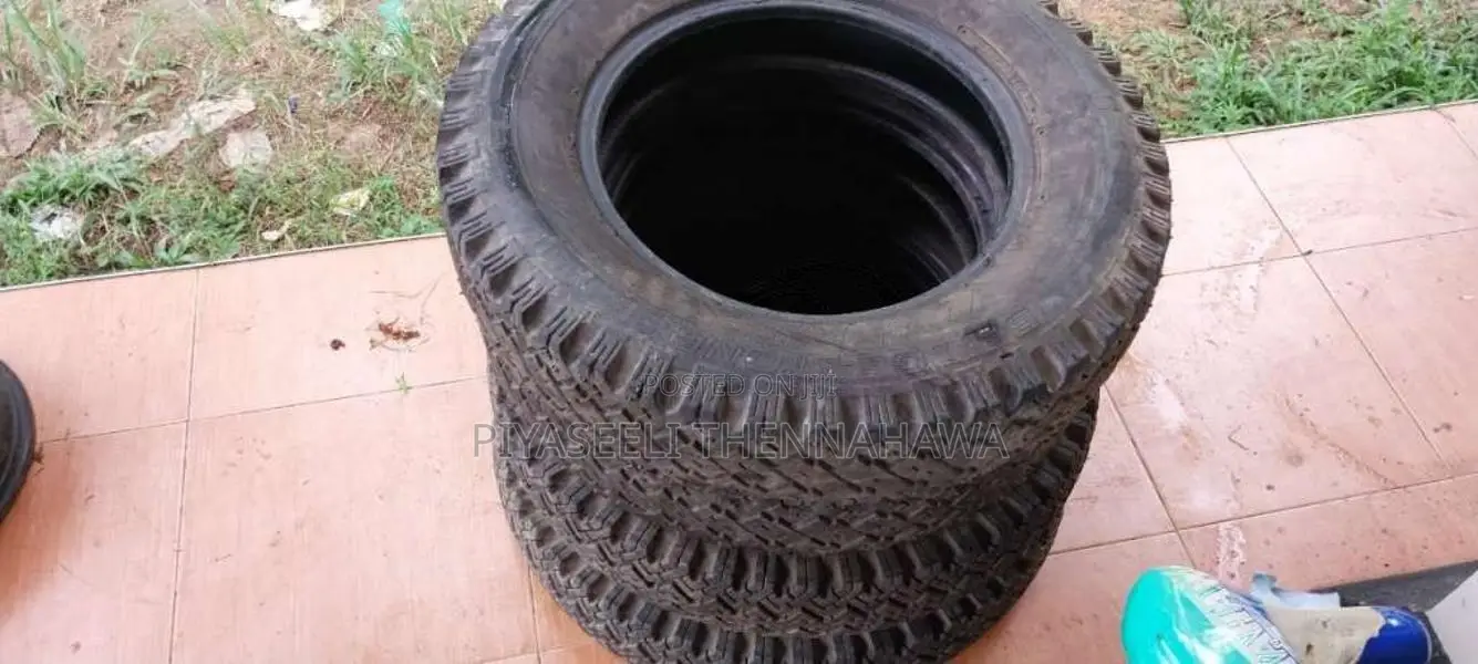 Mitsubishi 4dr5 Jeep Recondition 600/16 tyres 4 no for Other