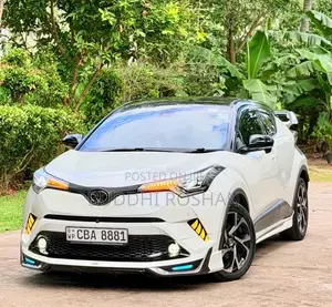 Toyota CHR NGX50 2017 SUV (Used)