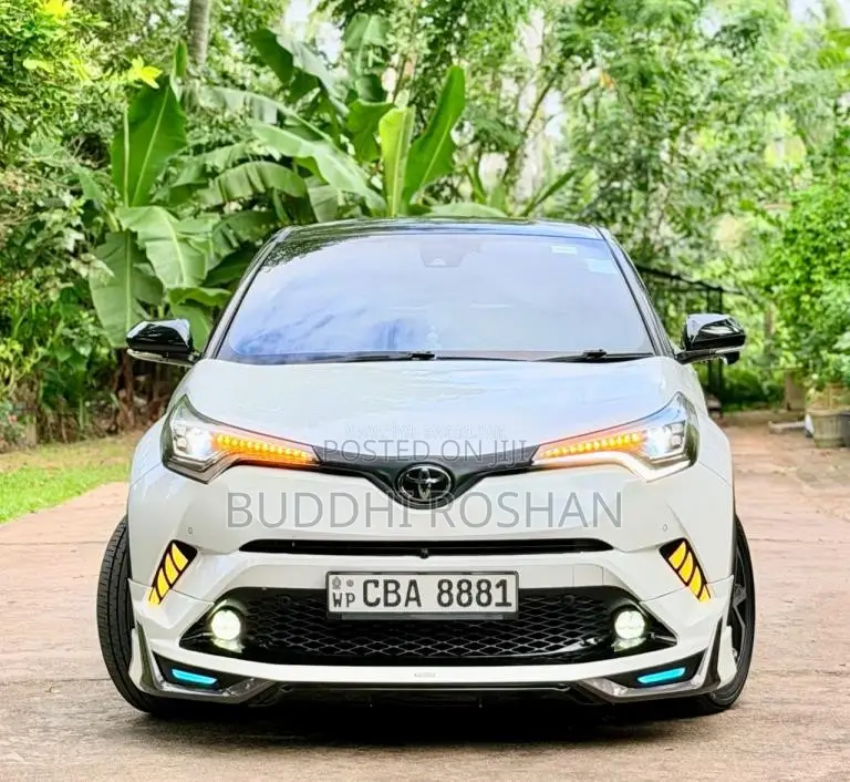 Toyota CHR NGX50 2017 SUV (Used)