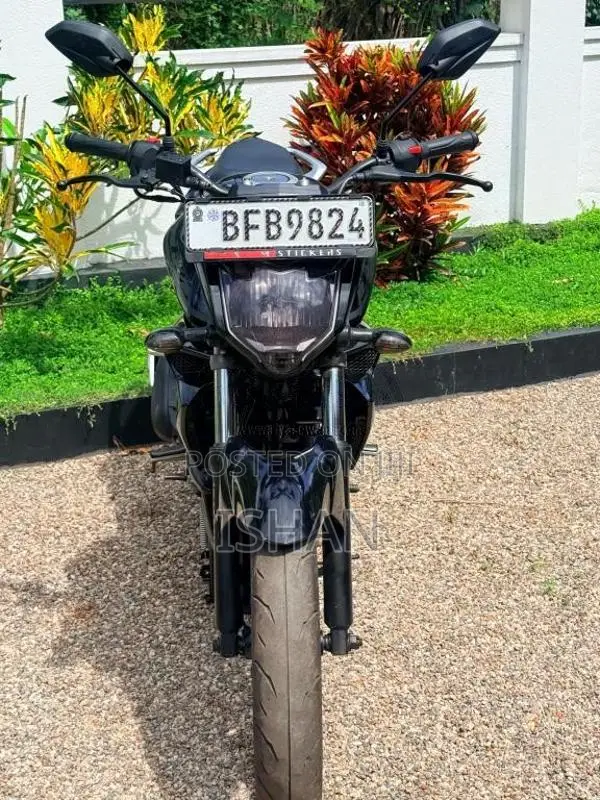Yamaha FZ 2017 Motorbike (Used)
