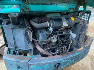Kobelco SK32 2005 Heavy-Duty (Used)